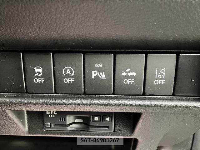 Suzuki X BEE 2021-03 6717825-18
