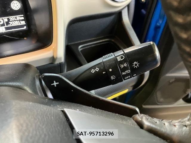 Suzuki X BEE 2019-03 6818151-20