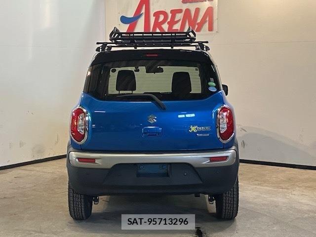 Suzuki X BEE 2019-03 6818151-6