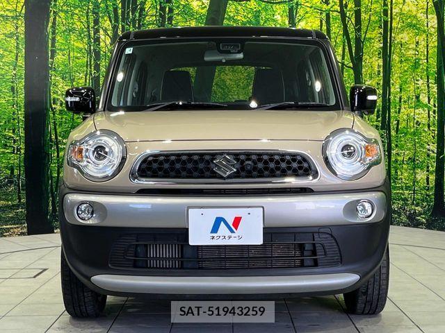 Suzuki X BEE 2019-04 6818136-13