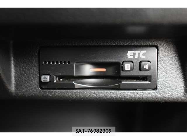 Suzuki X BEE 2019-05 6915799-13