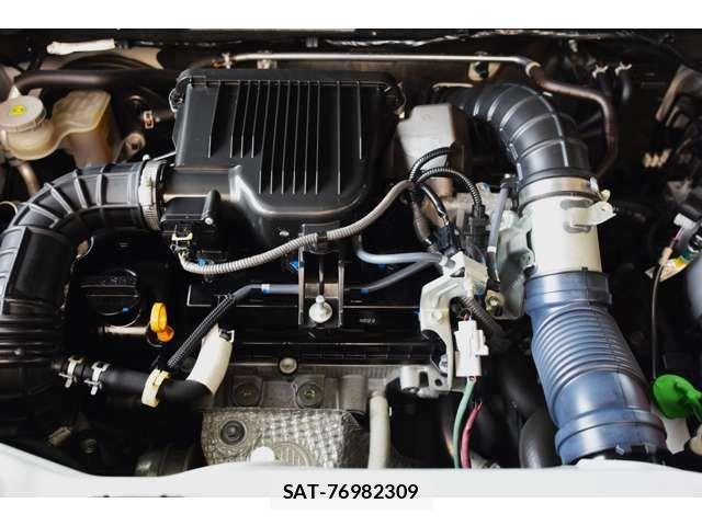 Suzuki X BEE 2019-05 6915799-15