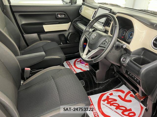Suzuki X BEE 2019-04 6915795-10
