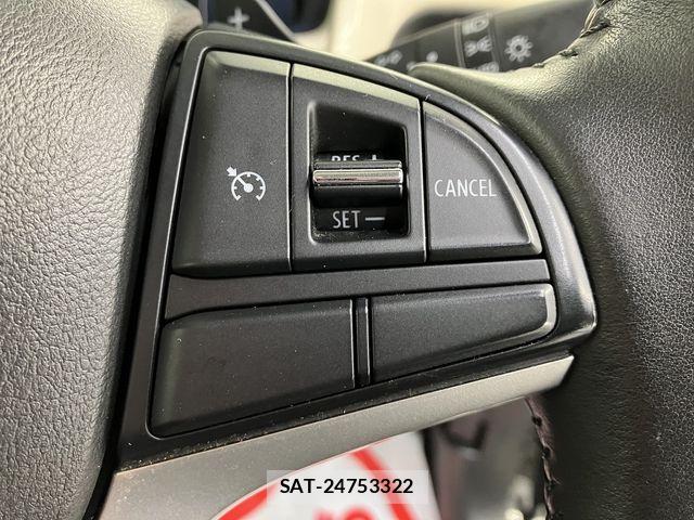 Suzuki X BEE 2019-04 6915795-17