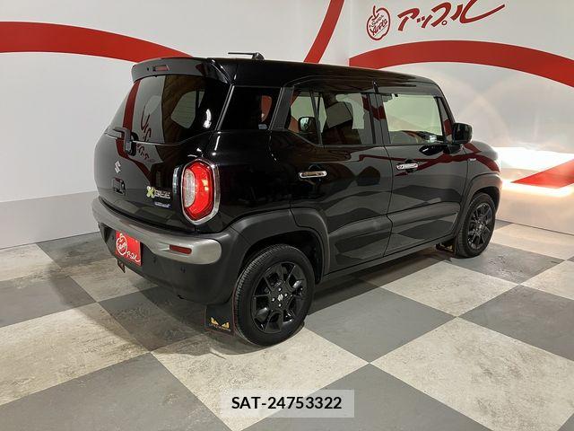 Suzuki X BEE 2019-04 6915795-26