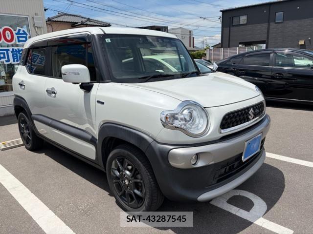 Suzuki X BEE 2021-06 6999282-1