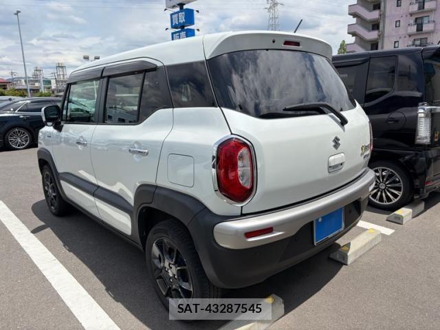 Suzuki X BEE 2021-06 6999282-3