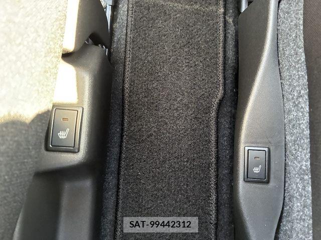 Suzuki X BEE 2019-04 7227537-17