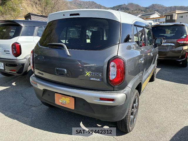 Suzuki X BEE 2019-04 7227537-1
