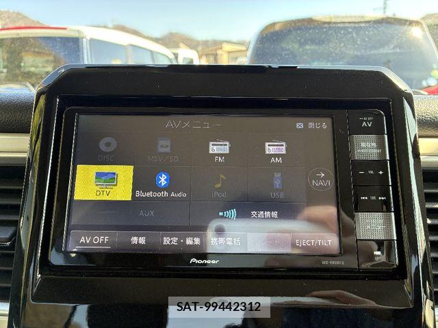 Suzuki X BEE 2019-04 7227537-8