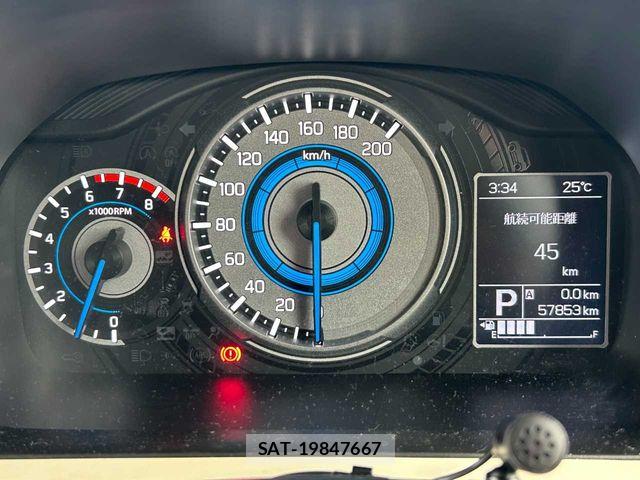 Suzuki X BEE 2018-03 7252926-16