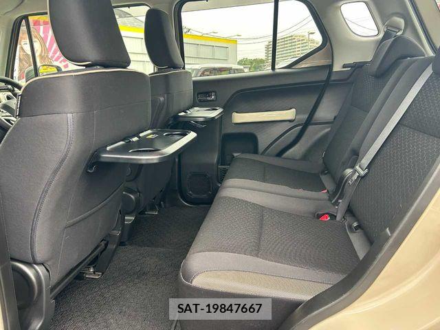 Suzuki X BEE 2018-03 7252926-25