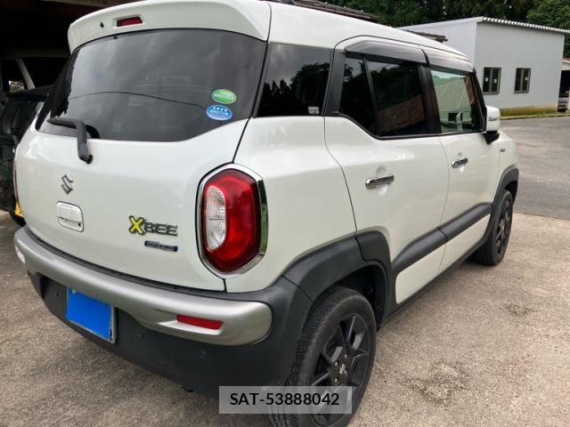 Suzuki X BEE 2018-10 7394985-6