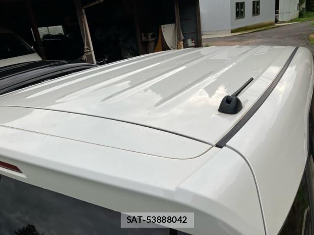 Suzuki X BEE 2018-10 7394985-8