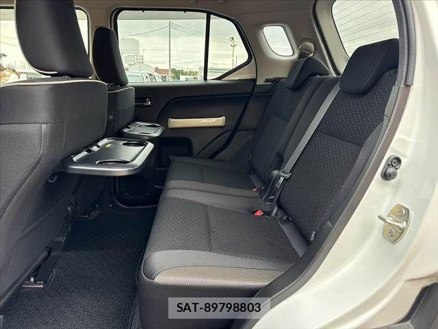 Suzuki X BEE 2018-05 7459019-17