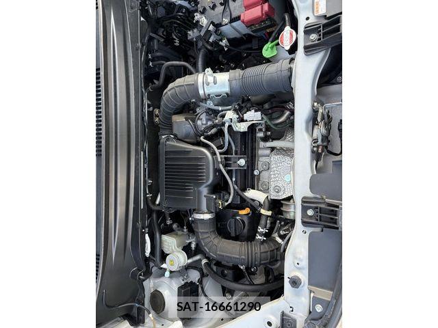 Suzuki X BEE 2018-10 7459020-19