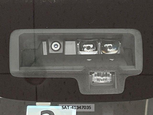 Suzuki X BEE 2018-02 7459018-2