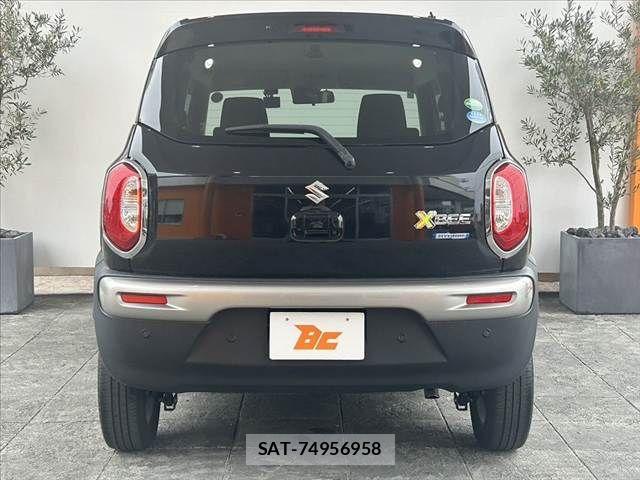 Suzuki X BEE 2021-02 7621524-13