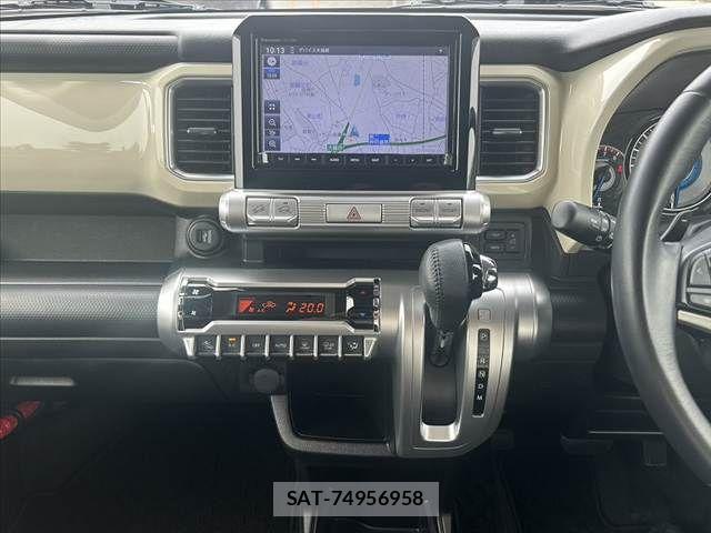 Suzuki X BEE 2021-02 7621524-23