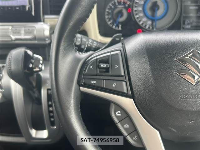 Suzuki X BEE 2021-02 7621524-25