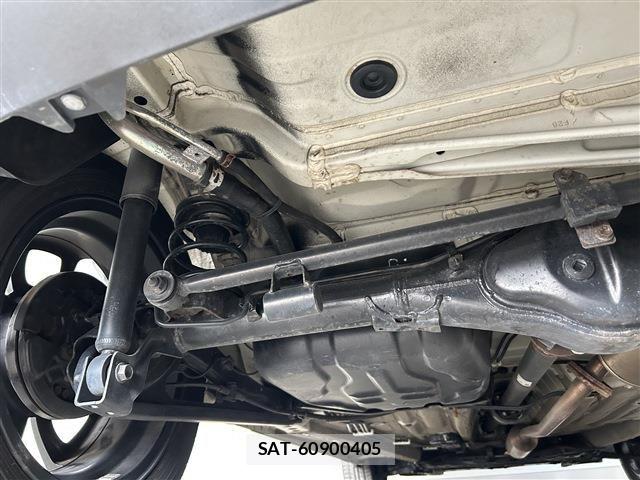 Suzuki X BEE 2018-07 7981648-12