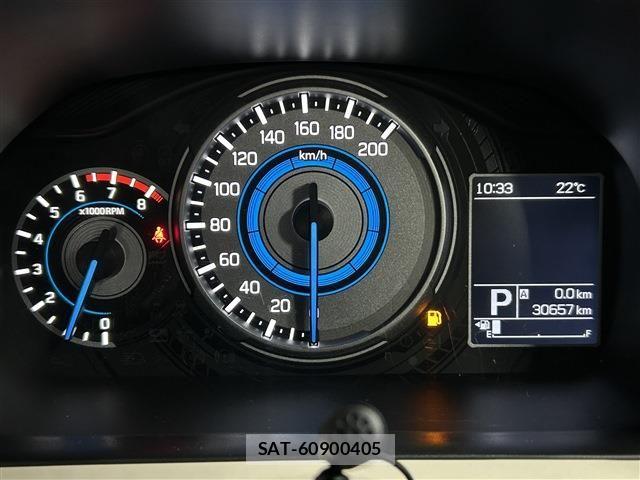 Suzuki X BEE 2018-07 7981648-16
