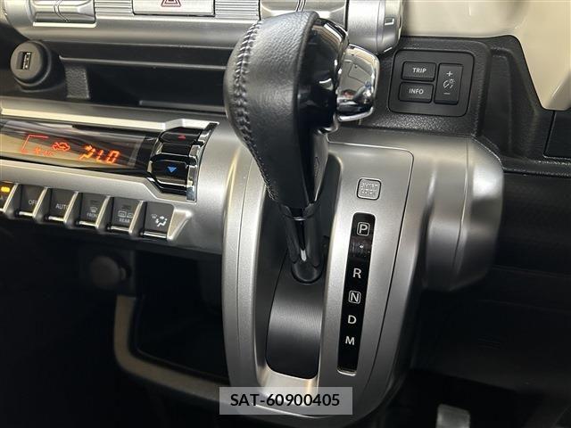 Suzuki X BEE 2018-07 7981648-20