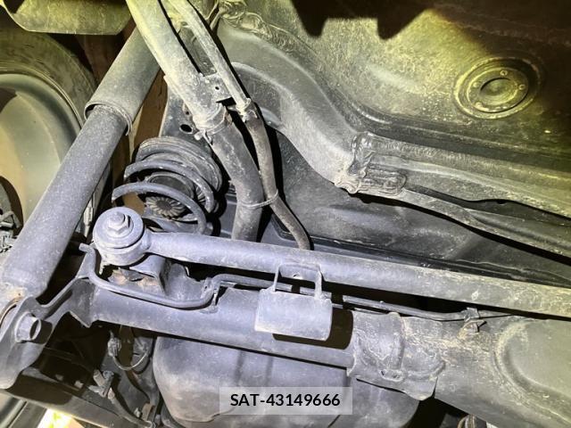 Suzuki X BEE 2023-03 8102889-11