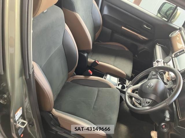 Suzuki X BEE 2023-03 8102889-16
