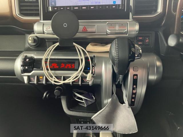 Suzuki X BEE 2023-03 8102889-23