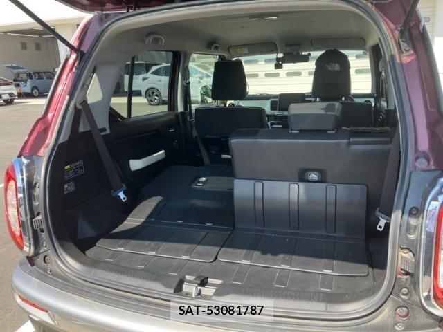 Suzuki X BEE 2019-08 8232512-17