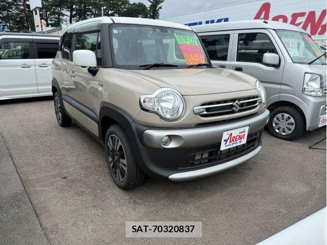 Suzuki X BEE 2025-07 8318256-0