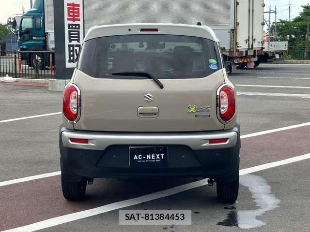 Suzuki X BEE 2018-12 8318261-17