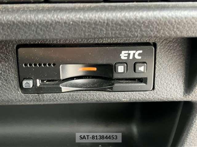 Suzuki X BEE 2018-12 8318261-3
