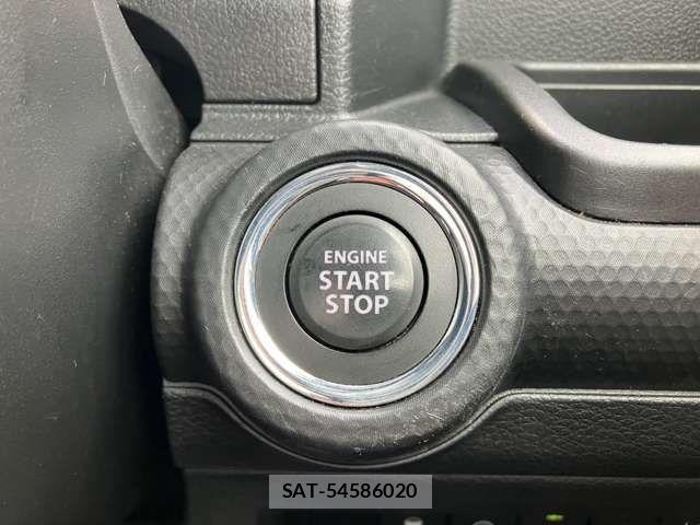 Suzuki X BEE 2018-06 8369916-10
