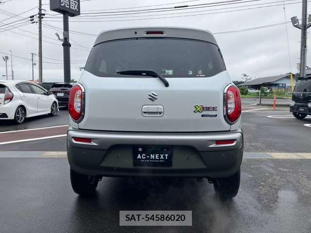 Suzuki X BEE 2018-06 8369916-17