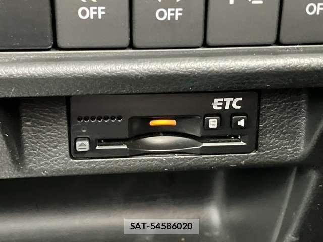 Suzuki X BEE 2018-06 8369916-5