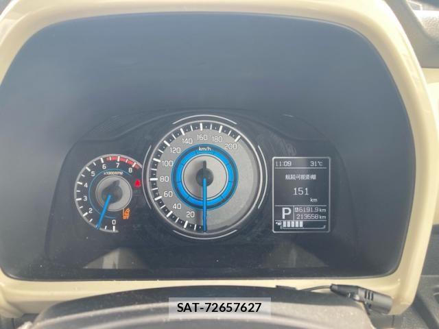 Suzuki X BEE 2018-02 8369919-17