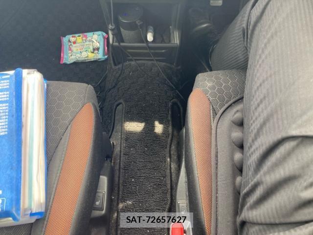 Suzuki X BEE 2018-02 8369919-21