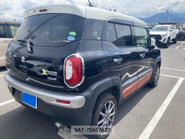 Suzuki X BEE 2018-02 8369919-3
