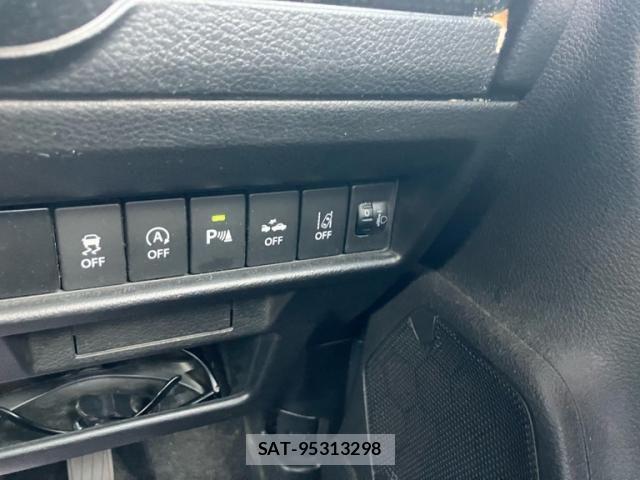 Suzuki X BEE 2018-02 8372419-16