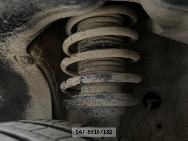 Suzuki X BEE 2021-08 8528384-19