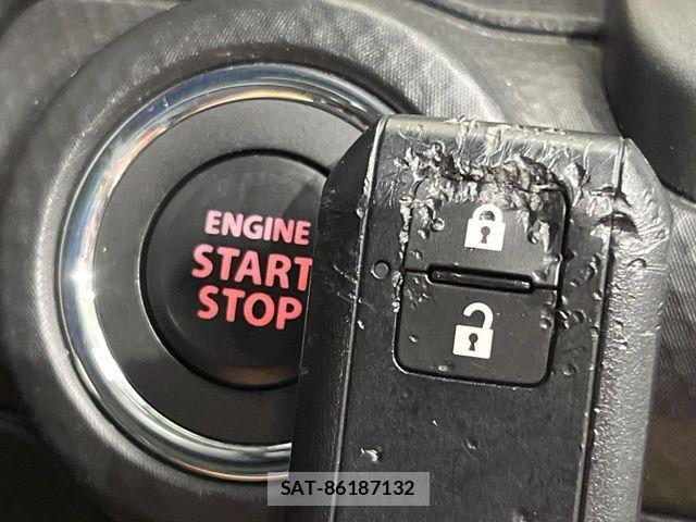 Suzuki X BEE 2021-08 8528384-6