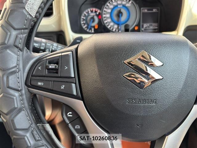 Suzuki X BEE 2019-08 8564187-5