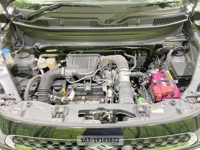 Suzuki X BEE 2018-04 8662556-18