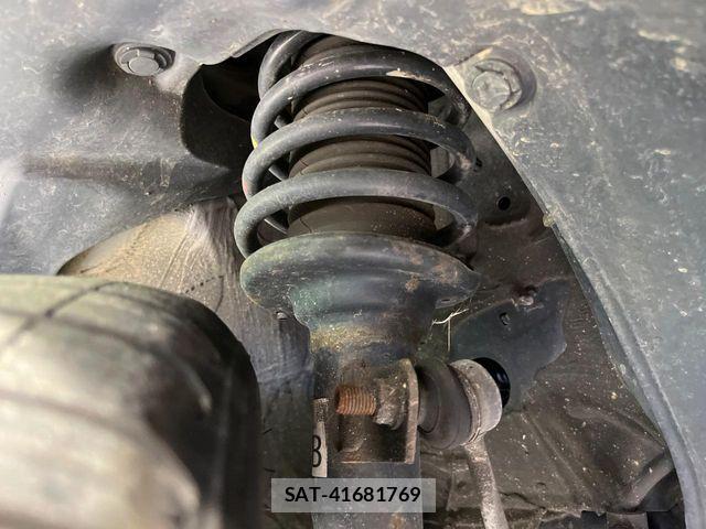 Suzuki X BEE 2019-07 8667197-19
