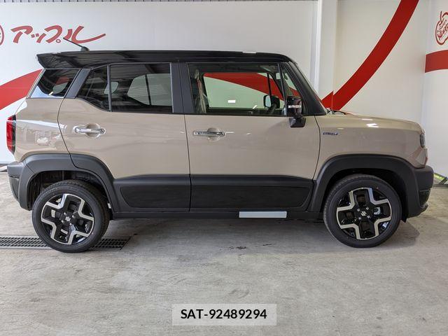 Suzuki X BEE 2026-02 8797991-4