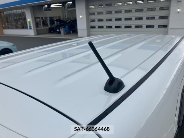 Suzuki X BEE 2022-05 8851163-9