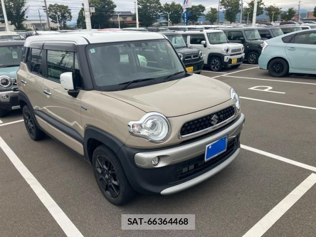 Suzuki X BEE 2022-05 8851163-1
