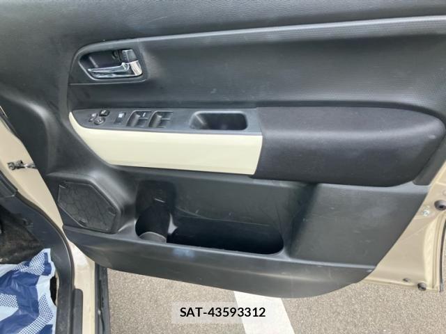 Suzuki X BEE 2017-12 8883088-14